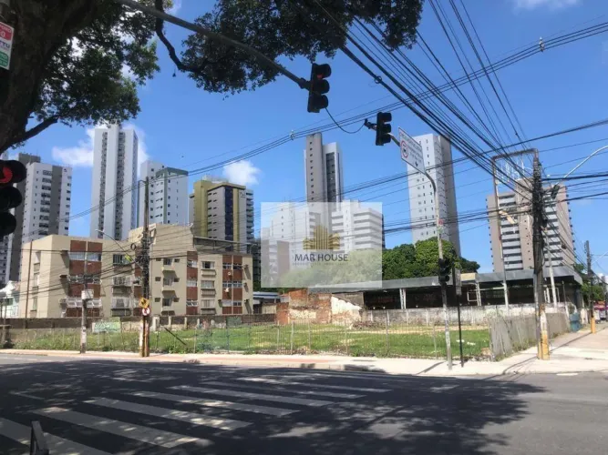 Terreno para alugar, 2600 m² por R$ 100.000,00/mês - Madalena - Recife/PE