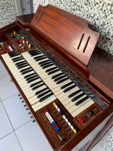 Órgão sr 800