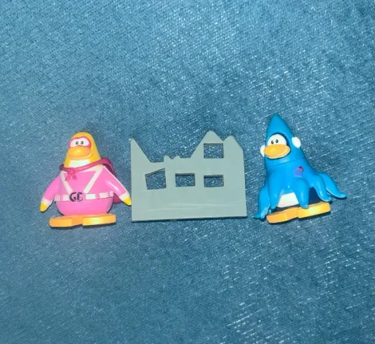 Club penguin mix n match squidzoid e gamma gal jakks