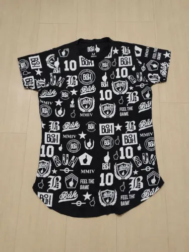 Camiseta Masculina BÜH Preta Estampada - Tamanho M