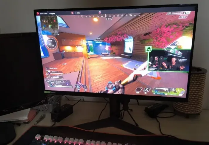 Monitor gamer LG 27GN750-B 240hz 1080p IPS