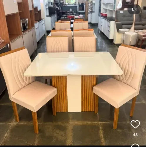 Mesa de jantar Doha com 4 lugares 