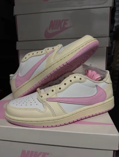 Air Jordan 1 Low x Travis Scott Shy Pink