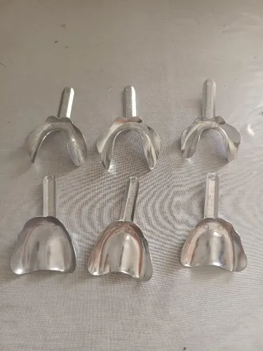 Moldeiras para desdentados lisa