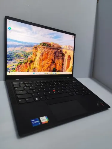ThinkPad X1 Carbon Gen9 i7 11th 32GB  RAM 1TB SSD NVMe. Tela UHD 4K  notebook promo