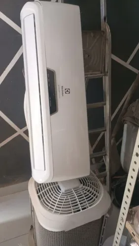 arcondicionado Eletrolux inverter já com instalação garantia de. 1 ano 