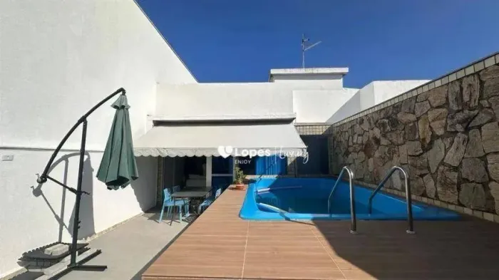 Jardim Oceânico - Cobertura Linear de 3 Quartos com Vista livre e Piscina. Próximo ao Poma