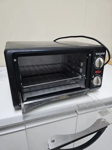 Forno Elétrico de Bancada Suggar Preto (Ótimo Estado / Desapego)