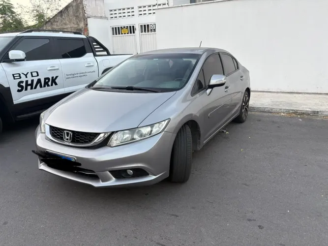 Honda Civic Sedan LXR 2.0 Flexone 16V Aut. 4P 2016