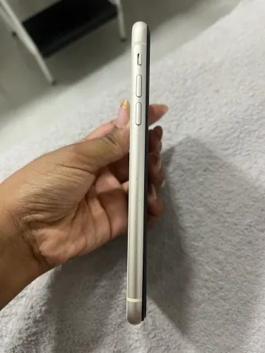 iphone 11 + capinha e película 