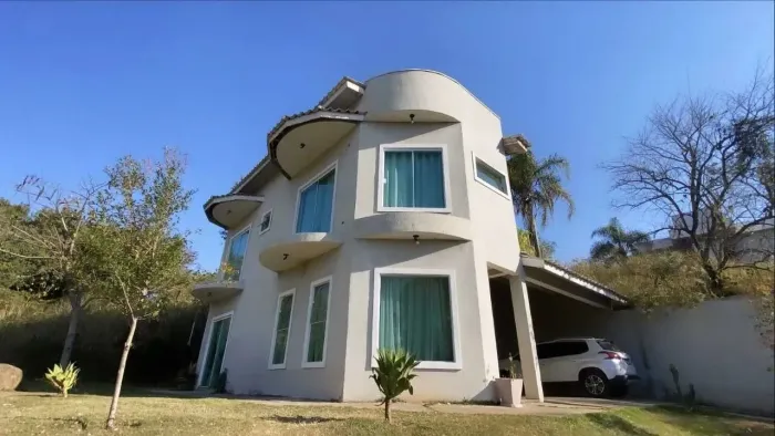 Vale da Benção - Casa de 3 Dormts (1 Suíte), 2 vagas à venda no Vale da Benção em Araçarig
