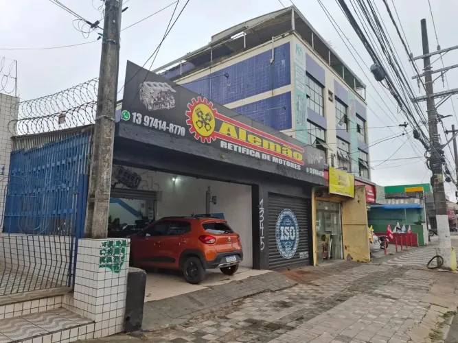 Ponto comercial/Loja/Box para venda tem 346 metros quadrados