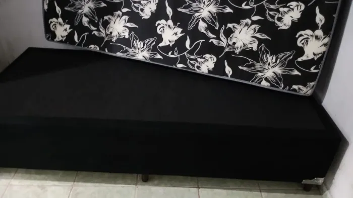 Vende-se tudo