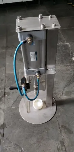 Arrolhador de garrafas pneumatico