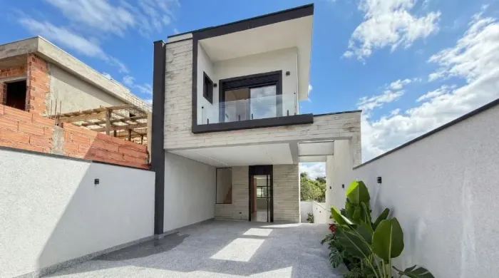 LINDA CASA À VENDA NO CONDOMÍNIO VILLAS DO JAGUARI - SANTANA DE PARNAÍBA-SP!