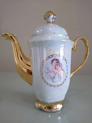 Bule para Café - Porcelana Real -
