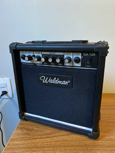 Cubo Amplificador Guitarra + Cabo P10