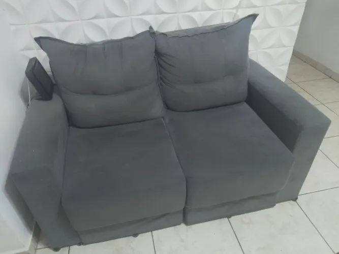 Sofa, Berço e Mesa