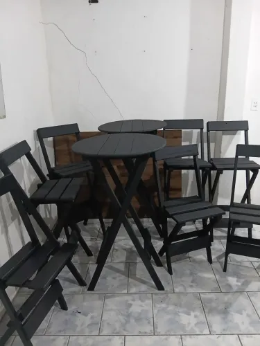 Vende 2 conjuntos de bistro,fabricação própria R$600 os dois jogos, não entrego!