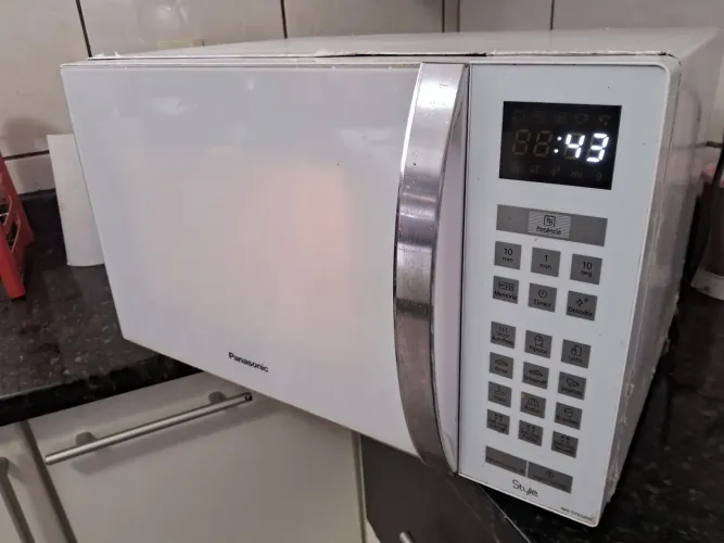 MICROONDAS 32 L PANASONIC ENTREGA INCLUÍDA