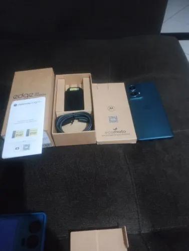 Moto Edge 50 fusion impecável