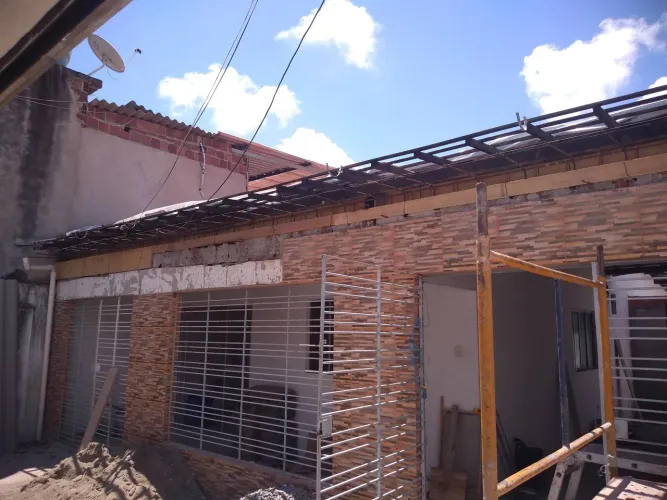 Pedreiro telhadista proficional em telhados