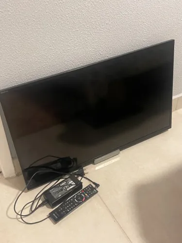 Smart TV Sony 32" Full HD - Perfeito Estado (Ideal para Painel/Parede)