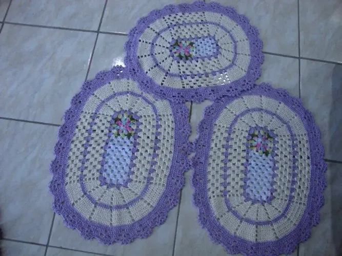 TAPETE DE CROCHÊ PARA BANHEIRO KIT 03 PEÇAS