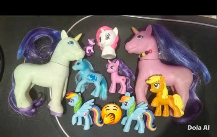 Lote 9 poney o pequeno e o mesmo defeito de foto