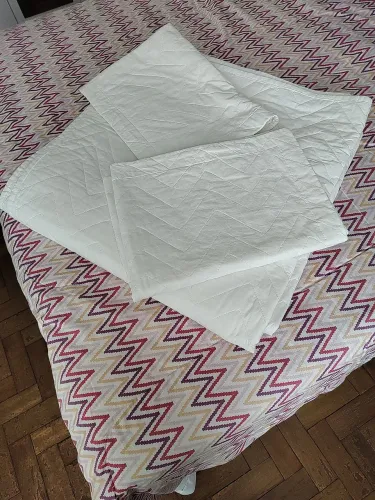 Cobre Leito Altenburg Branco  casal c/2 capas de travesseiro,100% Algo