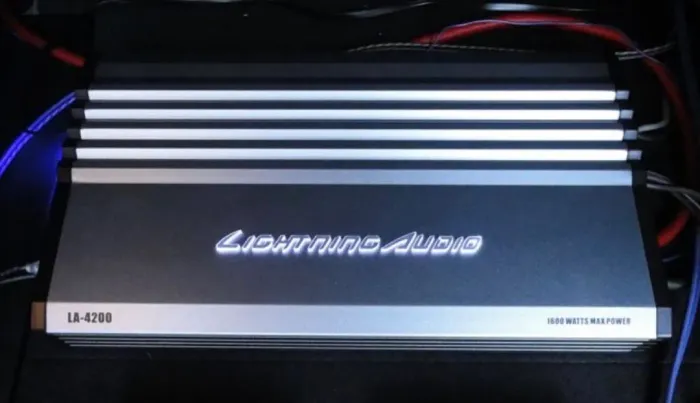 Amplificador Módulo Lightning Audio LA 4200 Classe AB