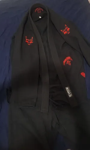 Kimono Vouk Agressive TYG A0