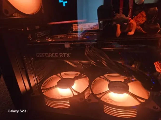 Placa de Video RTX 3060 12GB Galax - (com caixa original)