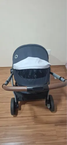 Carrinho e bebe conforto