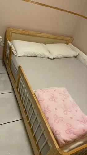 Cama montessoriana casal