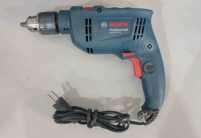 Furadeira Bosch 127v GSB 550 RE