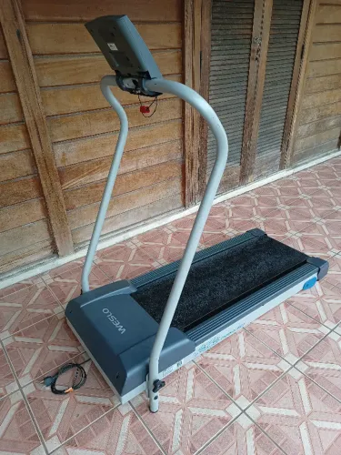 Esteira Eletrica Weslo Cadence 20 CT com inclinação (parc no cartão)