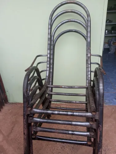Vendo esta 4 cadeiras pôr 150.00 reais