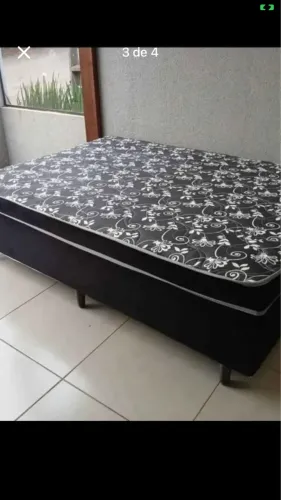 Cama box gringa