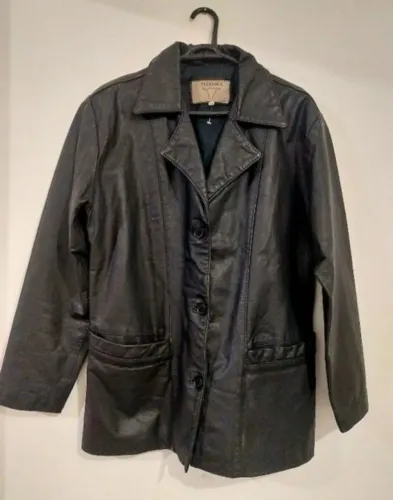 Jaqueta de couro legítimo feminina esrilo blazer preta.M