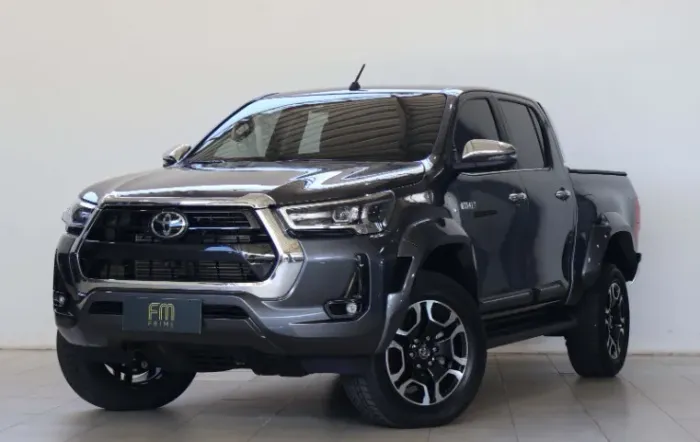 Toyota Hilux CD SRX Plus 4X4 2.8 TDI Die. Aut. 2025