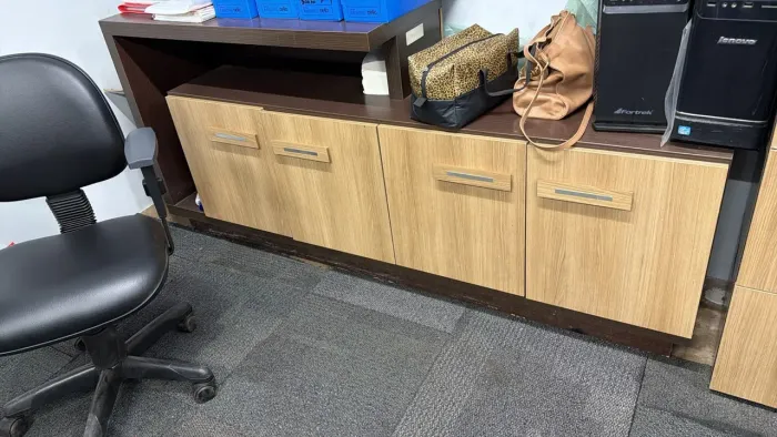 Rack baixo 4 portas Cor: Coffe e nocci
