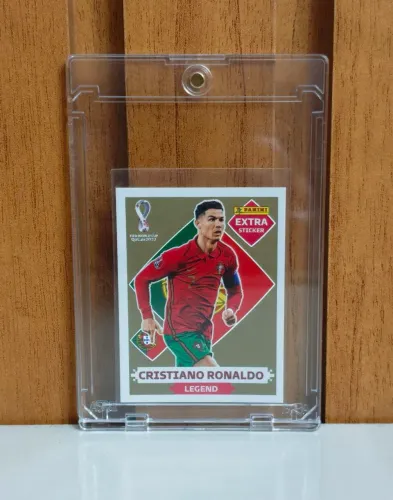 Figurinha Cristiano Ronaldo Legend Gold Copa 2022