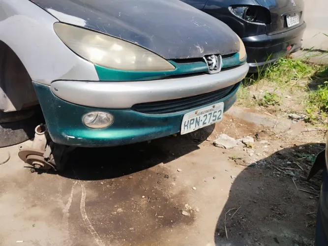 Para-choque com milhas Peugeot 206
