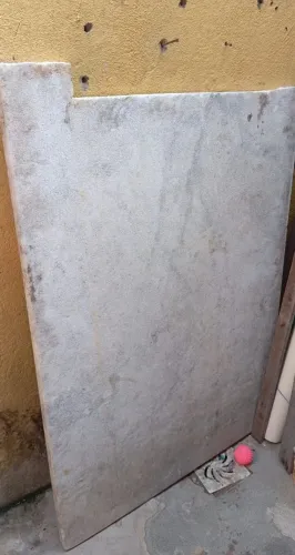 Pedra de mármore toda boa