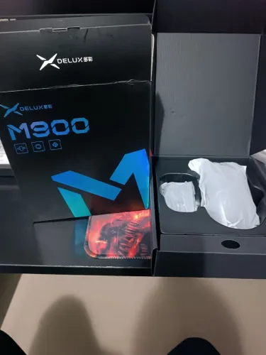 Mouse Deluxe M900 pro - Tri mode - Dock carregamento 
