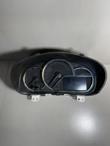 Painel instrumentos Toyota Yaris 2025