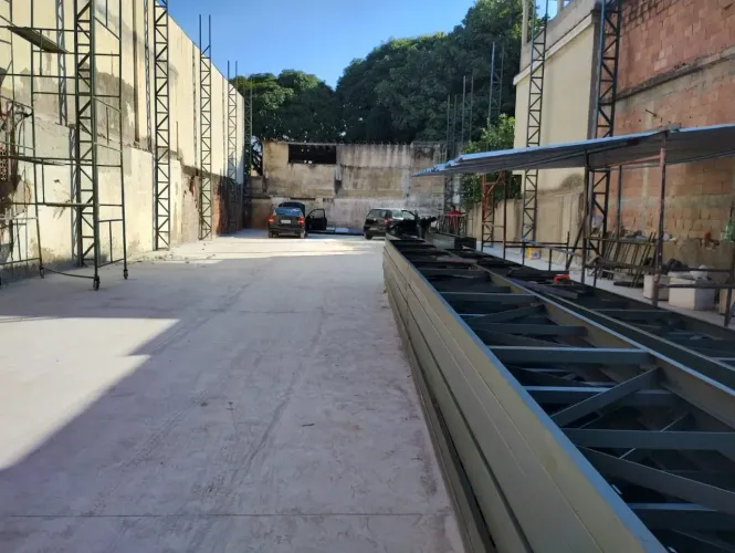 Galpão - Santa Cruz da Serra - 400 m2 - Cód. 1693