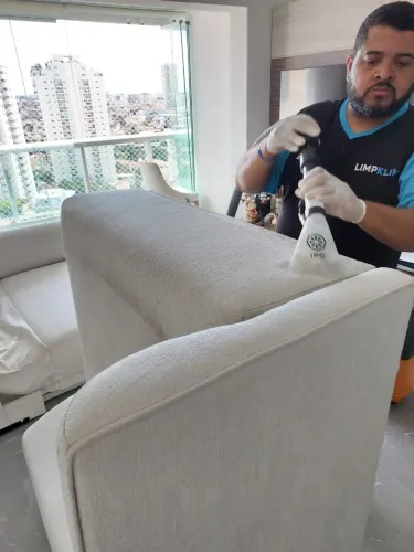 Vaga ajudante geral  ou auxiliar de limpeza 