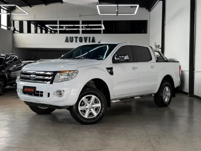 Ford Ranger XLT 2.5 16V 4X2 CD Flex 2015